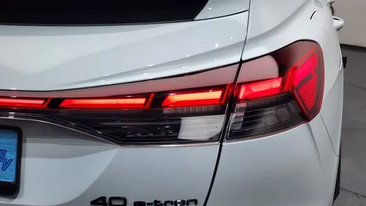 Audi Q4 e- (F4) 40 2023 23