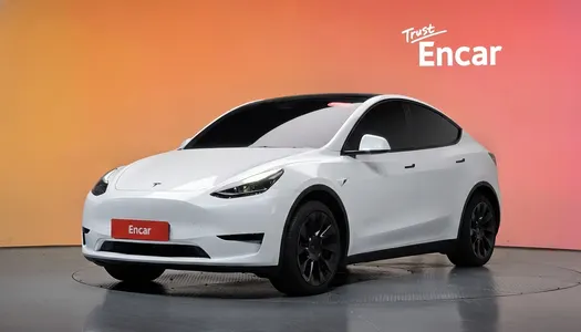 Tesla Y RWD 2024