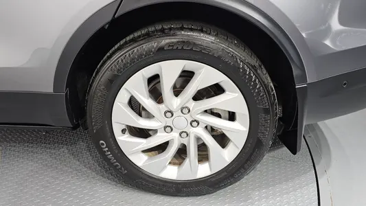 Land Rover 5 D250 S 2022 22