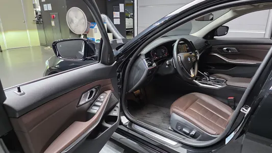 BMW 3 Series (G20) 320d 2021 10