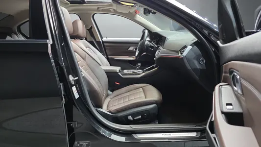BMW 3 Series (G20) 320d 2021 26
