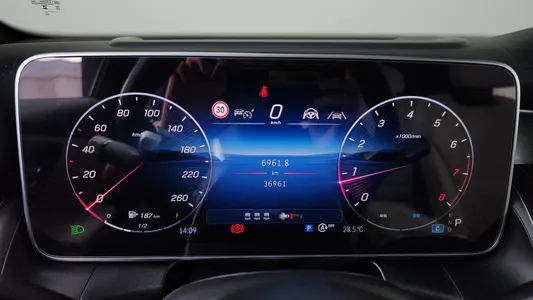 Mercedes-Benz GLC-Class X254 GLC300 4MATIC AMG Line 2025 8