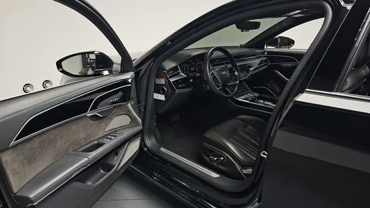 Audi A8 (D5) 50 TDI LWB 2020 9