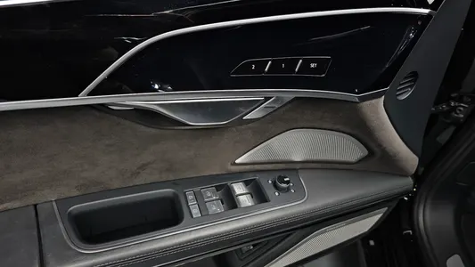 Audi A8 (D5) 50 TDI LWB 2020 17