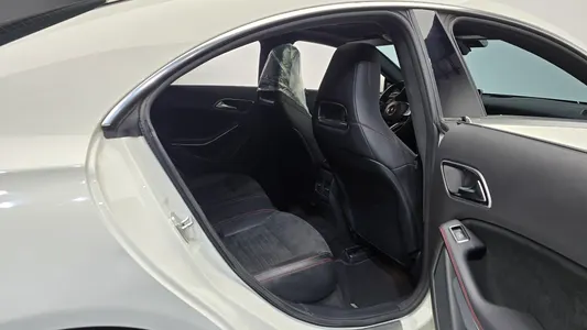 Mercedes-Benz CLA-Class C117 CLA220 AMG Line 2017 11