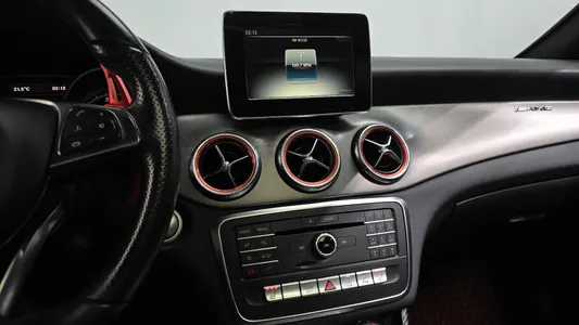 Mercedes-Benz CLA-Class C117 CLA220 AMG Line 2017 13