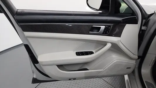 Porsche (971) 4.0 2017 24