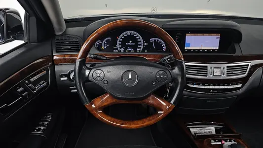 Mercedes-Benz S-Class W221 S500L 4MATIC 2010 13