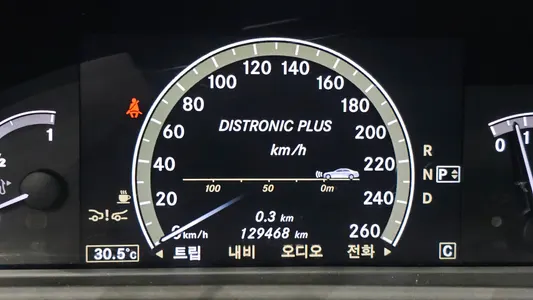 Mercedes-Benz S-Class W221 S500L 4MATIC 2010 28