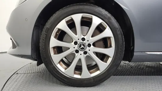 Mercedes-Benz E-Class W213 E300 4MATIC 2019 4