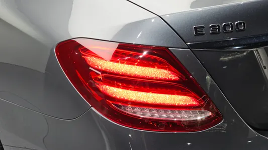 Mercedes-Benz E-Class W213 E300 4MATIC 2019 23