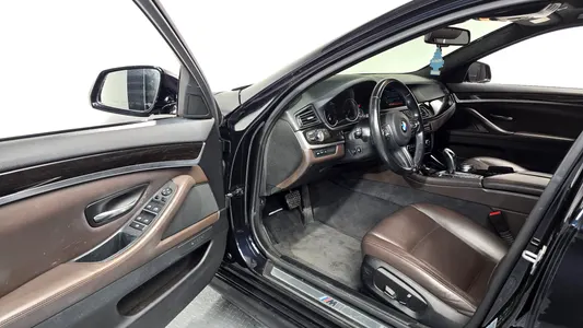 BMW 5 Series (F10) 528i xDrive M 2016 9