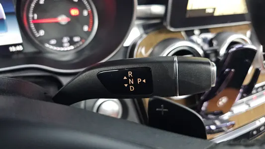 Mercedes-Benz C-Class W205 C220 d 2016 9
