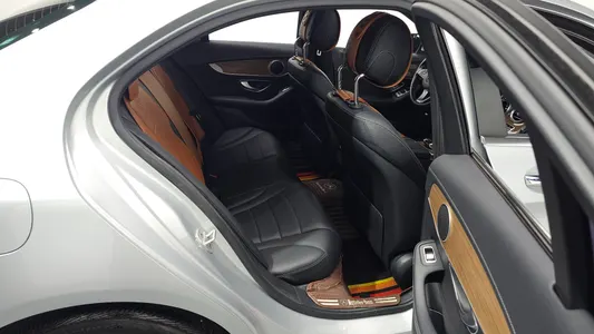 Mercedes-Benz C-Class W205 C220 d 2016 11