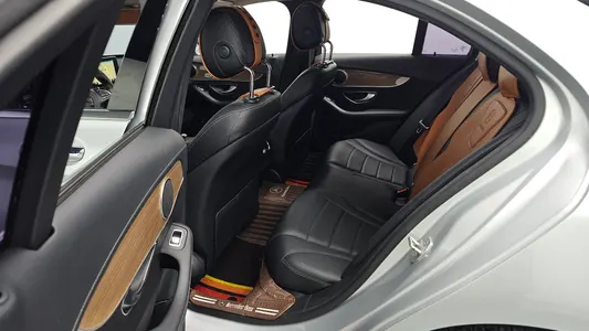 Mercedes-Benz C-Class W205 C220 d 2016 12