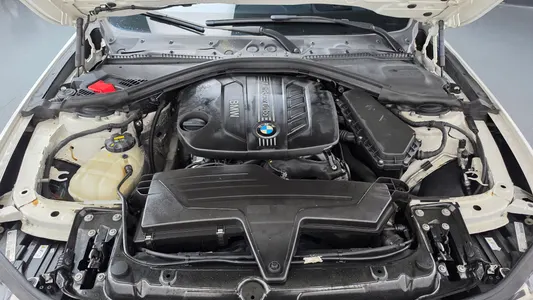 BMW 3 Series (F30) 320d M 2015 6
