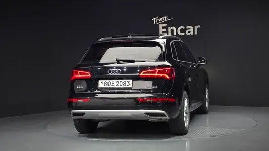 Audi Q5 (FY) 45 TFSI 2020 4