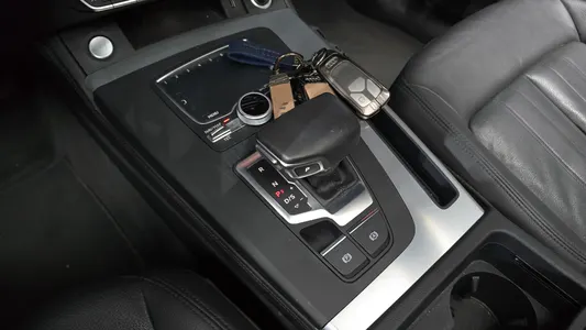 Audi Q5 (FY) 45 TFSI 2020 9