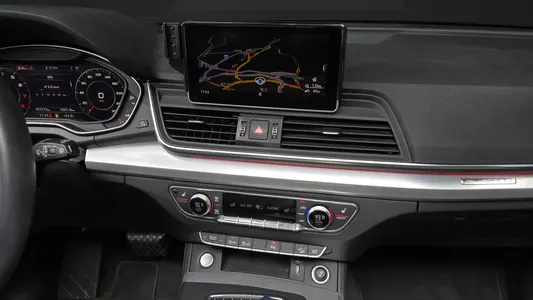 Audi Q5 (FY) 45 TFSI 2020 13