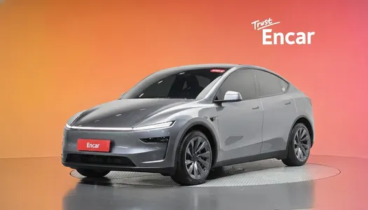 Tesla Y AWD 2026
