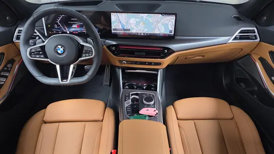 BMW 3 Series (G20) 320i M 2025 6