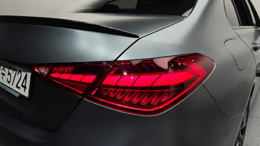 Mercedes-Benz C-Class W206 C300 4MATIC AMG Line 2023 23