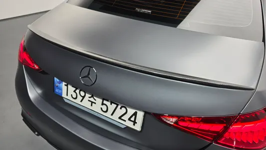 Mercedes-Benz C-Class W206 C300 4MATIC AMG Line 2023 30