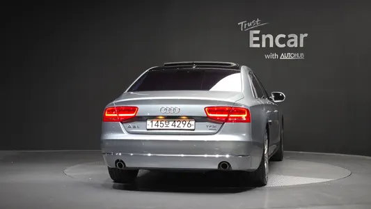 Audi A8 3.0 TFSI LWB 2011 4