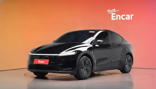 Tesla Y RWD 2025