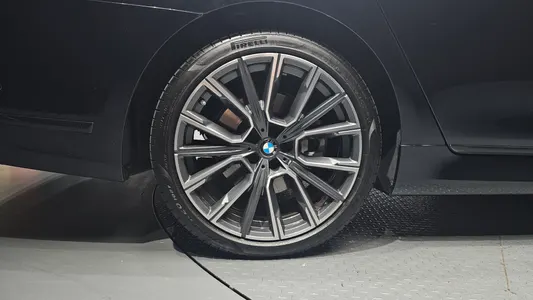 BMW 7 Series (G11) 730d xDrive M 2022 5