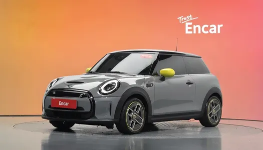 MINI SE 2022