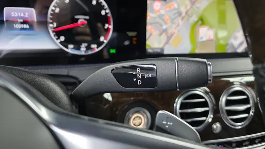 Mercedes-Benz S-Class W222 S560L 4MATIC 2017 9