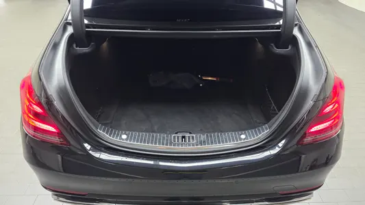Mercedes-Benz S-Class W222 S560L 4MATIC 2017 18