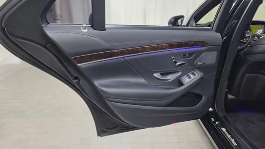 Mercedes-Benz S-Class W222 S560L 4MATIC 2017 25