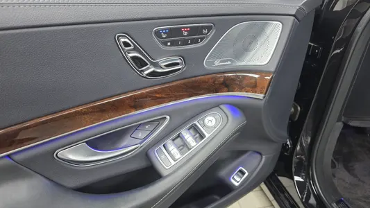 Mercedes-Benz S-Class W222 S560L 4MATIC 2017 29