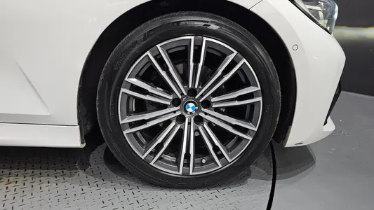 BMW 3 Series (G20) 320i M 2021 21