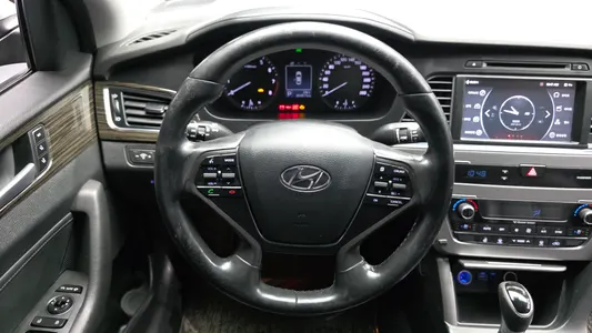 Hyundai LF LPI () 2014 13