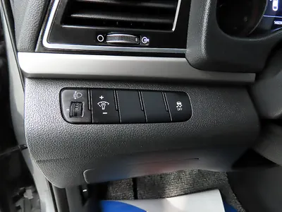 Hyundai AD 1.6 GDI 2015 18