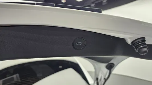 Tesla 3 AWD 2021 20