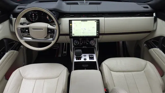 Land Rover 5 D350 AB 2023 6