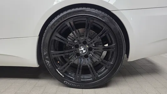 BMW M3 (E90) M3 2013 22