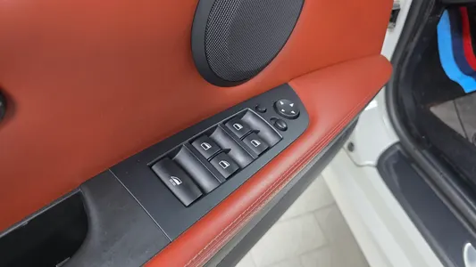 BMW M3 (E90) M3 2013 30
