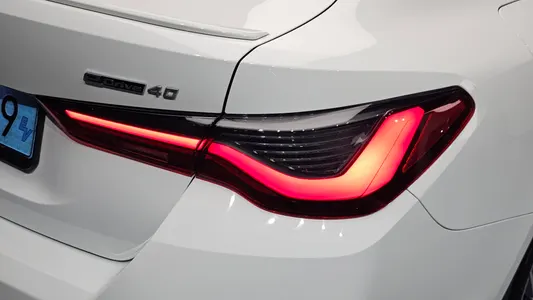 BMW i4 eDrive40 M 2022 23