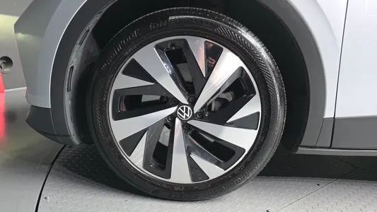 Volkswagen ID.4 2022 4