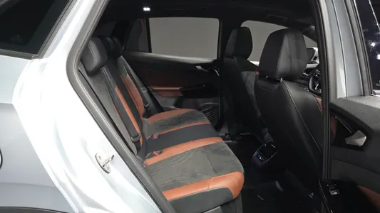 Volkswagen ID.4 2022 11