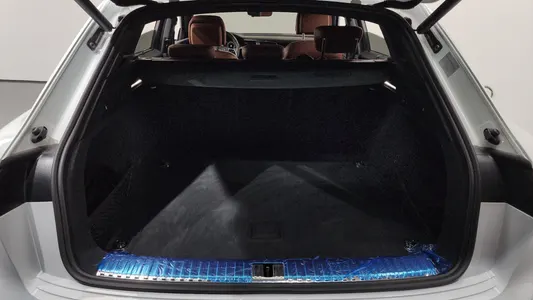 Audi Q8 e- (GE) 55 2024 17