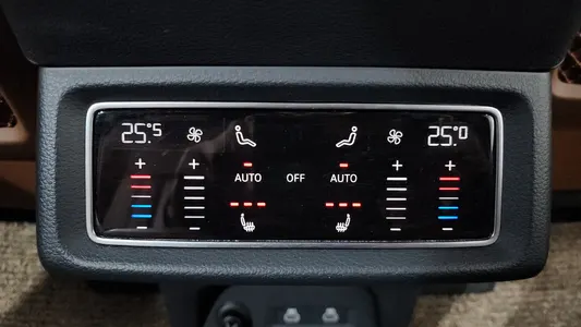 Audi Q8 e- (GE) 55 2024 32