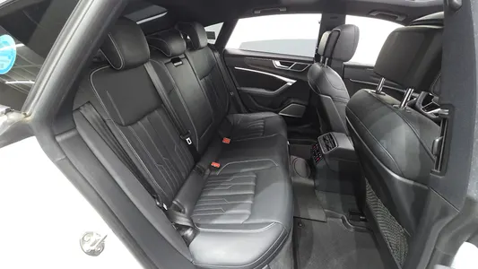 Audi A7 (4K) 55 TFSI 2021 12