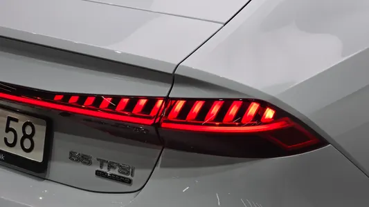 Audi A7 (4K) 55 TFSI 2021 23
