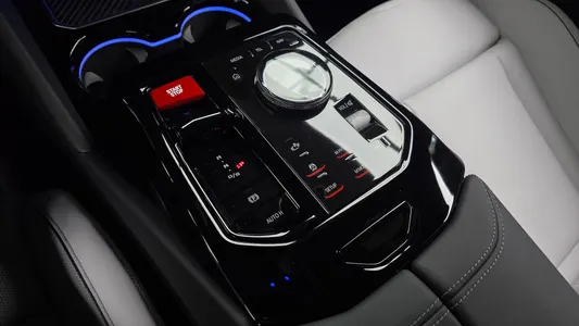 BMW M5 (G90) M5 2026 9